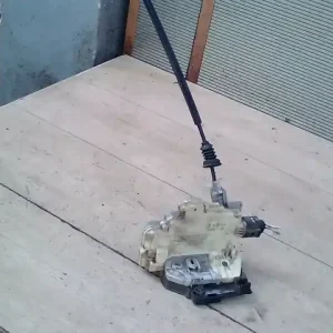 Akciós ár VW Passat (B6) 2005.03.01-2010.10.31 Jobb hátsó ajtó zárszerkezet központi záras bontott alkatrész