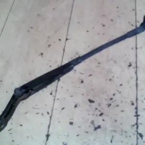 Árcsökkenés VW PASSAT 00.11-05.02 B5.5 Ablaktörlő kar jobb első bontott alkatrész