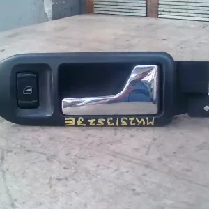 Alacsony ár VW PASSAT 00.11-05.02 B5.5 Jobb első belső kilincs bontott alkatrész