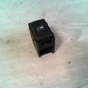 Akciós ár VW PASSAT 96.10-00.10 B5 Ablakemelő kapcsoló pozíció független bontott alkatrész