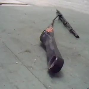 Akciós ár VW POLO CLASSIC 99.10-01.09 Ablaktörlő kar jobb első bontott alkatrész