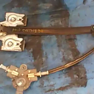Alacsony ár VW POLO CLASSIC 99.10-01.09 Bal hátsó ablakemelő szerkezet mechanikus bontott alkatrész