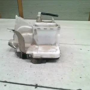 Akciós ár VW POLO CLASSIC 99.10-01.09 Jobb hátsó ajtó zárszerkezet központizáras 4 ajtós bontott alkatrész