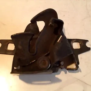 Akciós ár VW POLO III. 94-99 Motorháztető zár bontott alkatrész