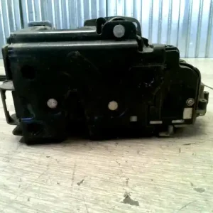 VW POLO V. 02-05 Bal első ajtó zárszerkezet központi záras 5 ajtós, ferdehátú bontott alkatrész Olcsóbb