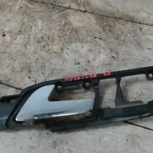 VW POLO V. 02-05 Bal első belső kilincs bontott alkatrész Outlet