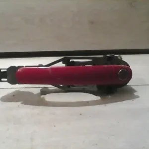 VW POLO V. 02-05 Bal első külső kilincs kulcs nélkül bontott alkatrész Exkluzív ajánlat