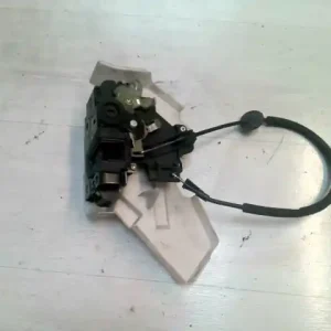 VW POLO V. 02-05 Bal hátsó ajtó zárszerkezet mechanikus 5 ajtósbontott alkatrész Olcsóbb