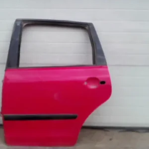 VW POLO V. 02-05 Bal hátsó ajtó. 5 ajtós bontott alkatrész Legjobb ár