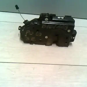 VW POLO V. 02-05 Jobb első ajtó zárszerkezet mechanikus bontott alkatrész Alacsony ár