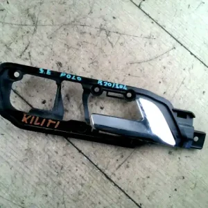 VW POLO V. 02-05 Jobb első belső kilincs 5 ajtós, kék bontott alkatrész Nézd meg most