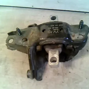 VW POLO V. 02-05 Sebességváltó tartó bak 1.2 i, 12 v bontott alkatrész Kedvezmény