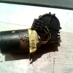 VW POLO VARIANT 97-01 Ablaktörlő motor első bontott alkatrész Biztonságos fizetés