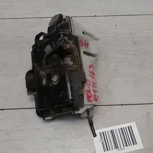 VW POLO VARIANT 97-01 Bal hátsó ajtó zárszerkezet központi záras bontott alkatrész Alacsony ár