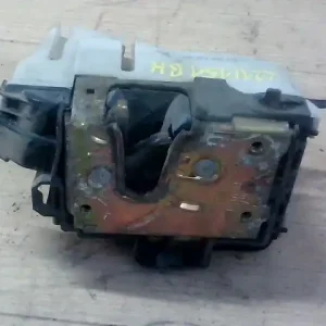 VW POLO VARIANT 97-01 Bal hátsó ajtó zárszerkezet központi záras kombi bontott alkatrész Biztonságos vásárlás