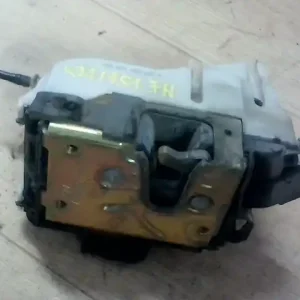 VW POLO VARIANT 97-01 Jobb hátsó ajtó zárszerkezet központi záras kombi bontott alkatrész Legjobb ár