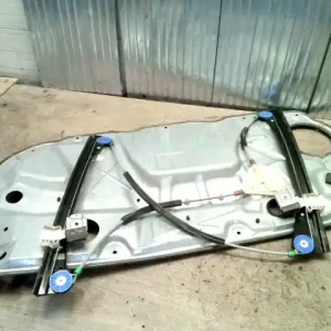 VW POLO VI. 05-09 Jobb első ablakemelő szerkezet elektromos motor nélkül bontott alkatrész Kedvezményes ár