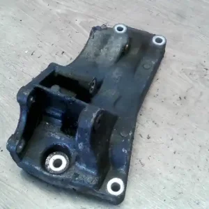 VW POLO VARIANT 97-01 Tartóbak generátor bontott alkatrész Legkelendőbb