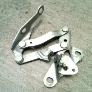 VW SHARAN 00-10 Motorháztető bal zsanér bontott alkatrész Exkluzív ajánlat