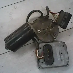 VW SHARAN 95.08-00.04 Ablaktörlő motor első bontott alkatrész Árcsökkenés