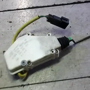 VW SHARAN 95.08-00.04 Központizár motor tankajtóhoz bontott alkatrész Ne maradj le