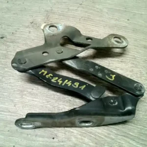 VW SHARAN 95.08-00.04 Motorháztető jobb zsanér bontott alkatrész Akció