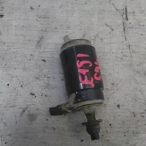 Árengedmény VW T3 79-90 Ablakmosó motor első vékony csövűbontott alkatrész