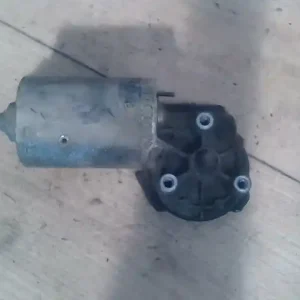 VW T4 -96 Ablaktörlő motor első bontott alkatrész Legnépszerűbb