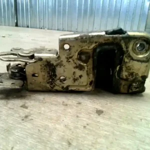 VW T4 96- Jobb első ajtó zárszerkezet mechanikus bontott alkatrész Exkluzív ajánlat