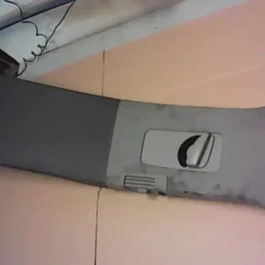 Árcsökkenés VW TOUAREG 02.11-10.05 B oszlop burkolat jobb bontott alkatrész