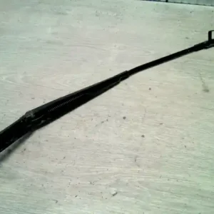 VW Touran 2003.04.01-2006.11.30 Ablaktörlő kar bal első bontott alkatrész Nézd meg most