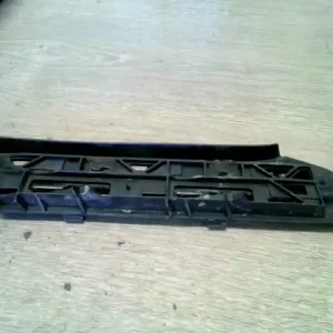 VW Touran 2003.04.01-2006.11.30 Jobb első lökhárító oldaltartó bontott alkatrész Vedd meg most