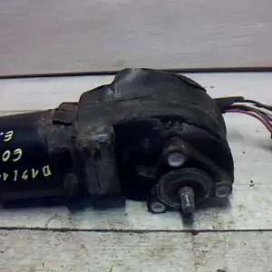 VW VENTO Ablaktörlő motor első 6 vezetékesbontott alkatrész Különleges ajánlat