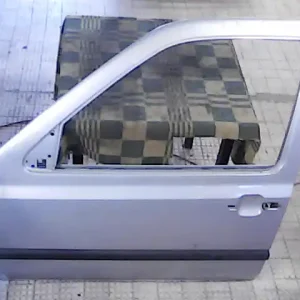 VW VENTO Bal első ajtóbontott alkatrész Rendeld meg most