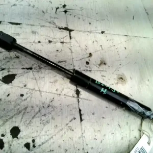 VW VENTO Csomagtérajtó kitámasztó teleszkóp pozíció független 4 ajtós 4 ajtós bontott alkatrész Kedvezményes ár