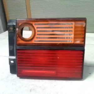 VW VENTO Jobb belső hátsó lámpa 4 ajtós bontott alkatrész Azonnal elérhető