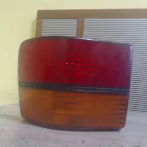 VW VENTO Jobb külső hátsó lámpa 4 ajtós bontott alkatrész Outlet