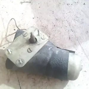 Újdonság WARTBURG 1,3 Ablaktörlő motor első bontott alkatrész