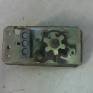 Szezonális akció WARTBURG 1,3 Bal első ajtó zárszerkezet mechanikus bontott alkatrész