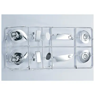 Kihagyhatatlan ajánlat Killerbody Alfa Romeo 8C 1:7 - krómozott alkatrészek