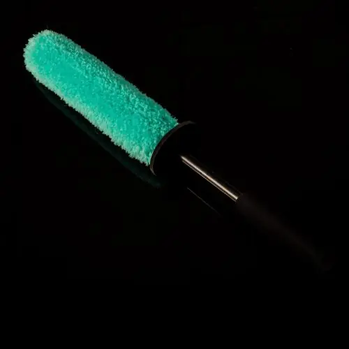 Vedd meg most KRYTEX™ Wheel Brush Cyan - Mikroszálas felnitisztító kefe