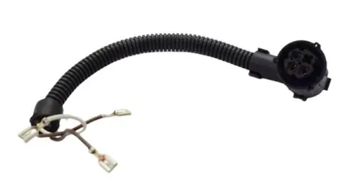 Árcsökkenés 4 pol csatlakozó 3 vezetékkel