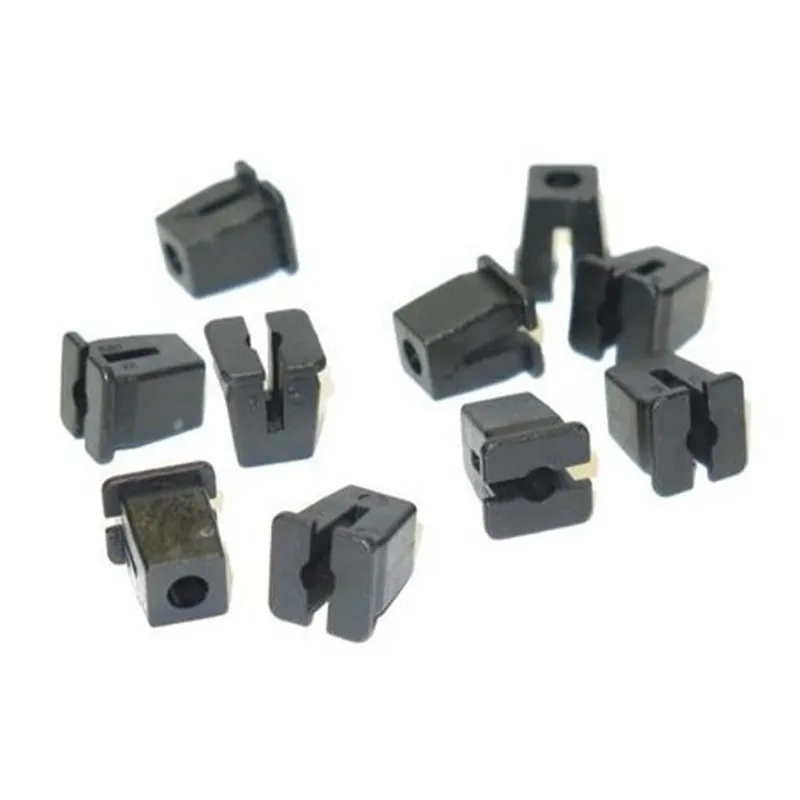 Vedd meg online Skoda Citigo motorvédő burkolat rögzítő szett 2012-